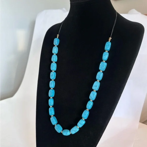 CHICO’s Turquoise Long Beaded Cord Necklace NEW - Picture 6 of 6